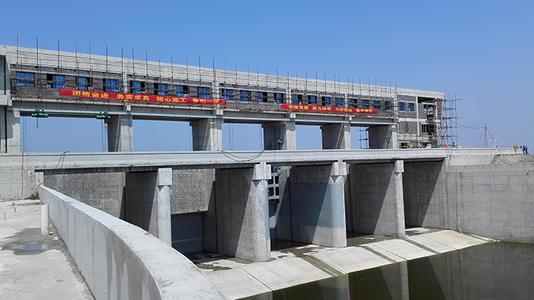 翻板闸门 翻板闸门