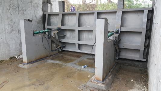 翻板闸门 翻板闸门